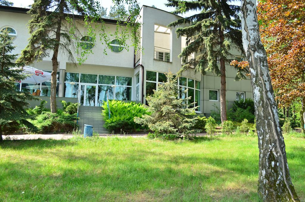 Hotel Mikorzyn Ślesin Exteriér fotografie
