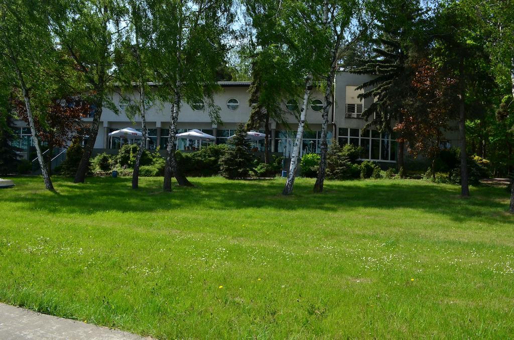 Hotel Mikorzyn Ślesin Exteriér fotografie
